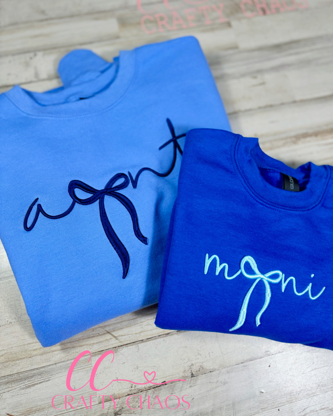 Mini puff embroidery sweatshirt